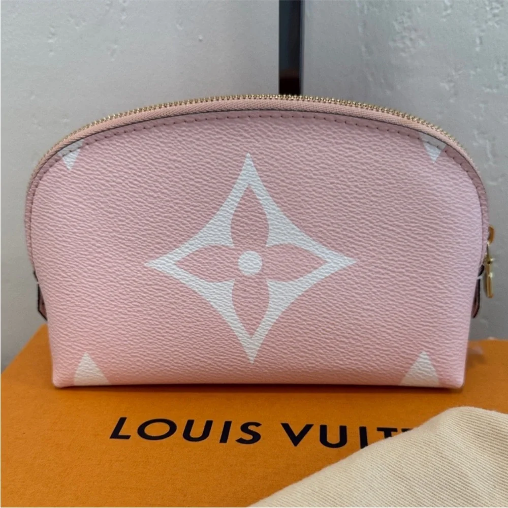 Louis Vuitton bold louis